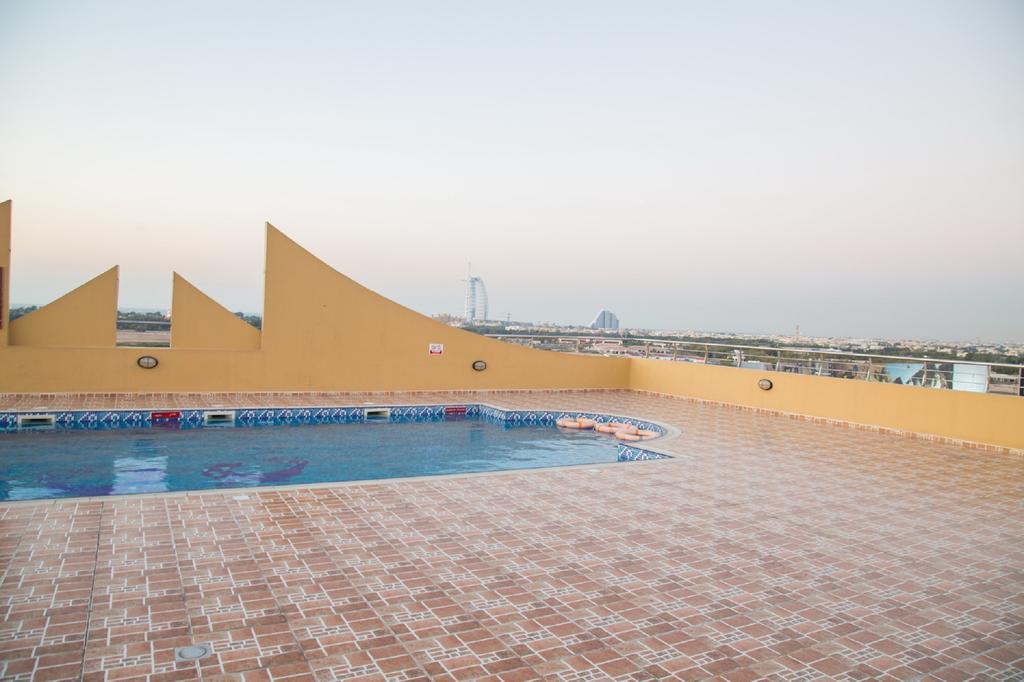 Pride Hotel Apartments Dubaï Extérieur photo